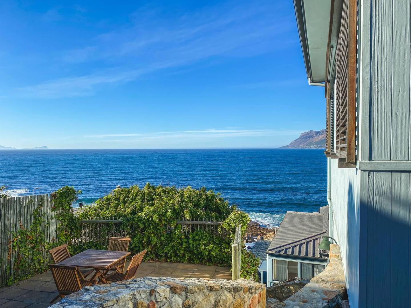 Modern Beach Apartment By Open Home Kalk Bay Esterno foto