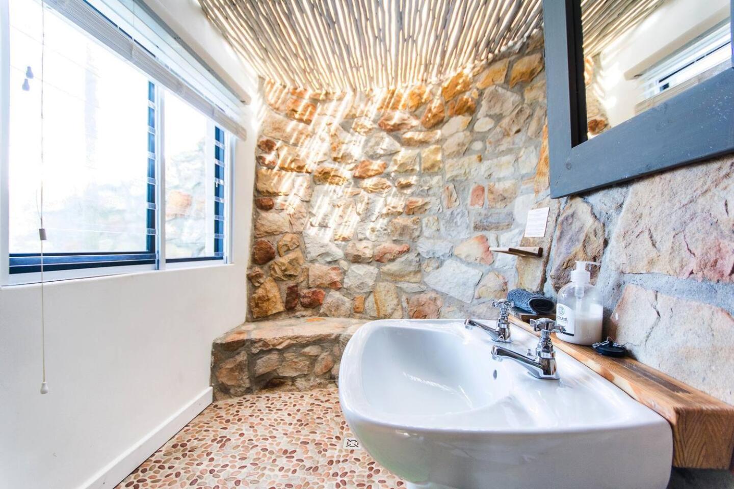 Modern Beach Apartment By Open Home Kalk Bay Esterno foto